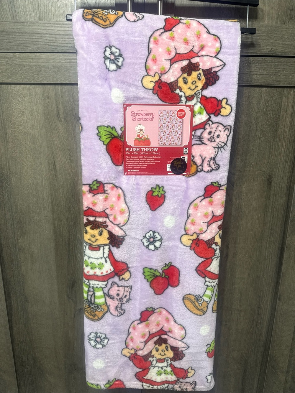New Strawberry Shortcake & Custard Cat Purple Blossoms Plush 50x70 Throw Blanket